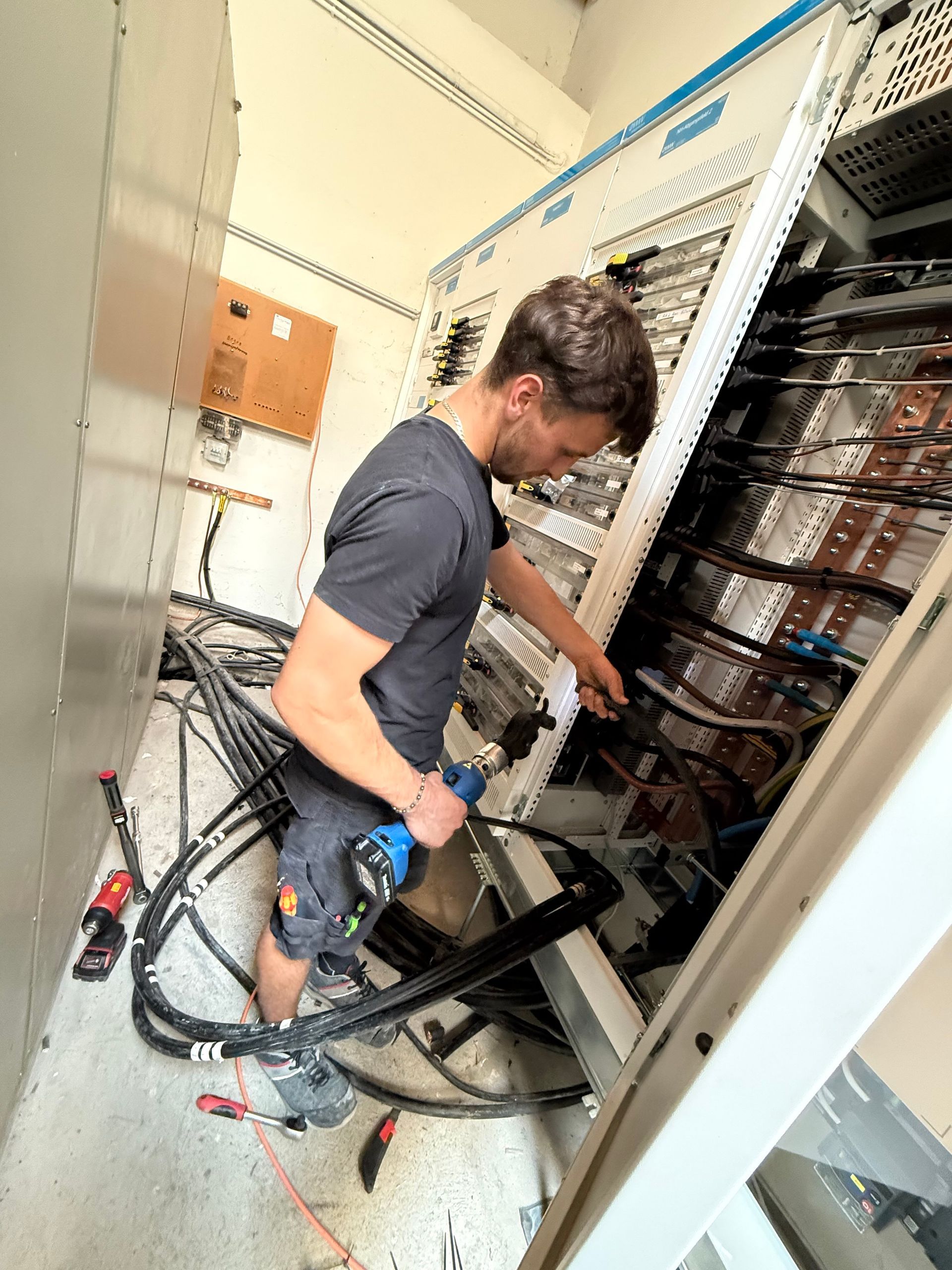 Elektrotechnik Rehak – Fertigung