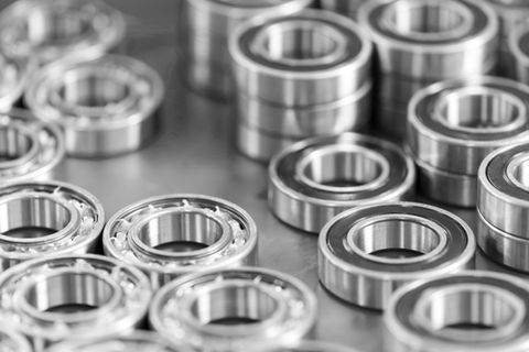Individualisierung von Wälzlagern in der Manufaktur Renningen