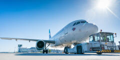 Aircraft handling on the apron
