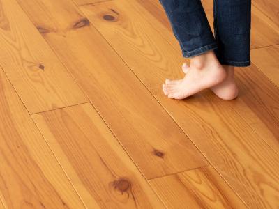 Solid wood floor