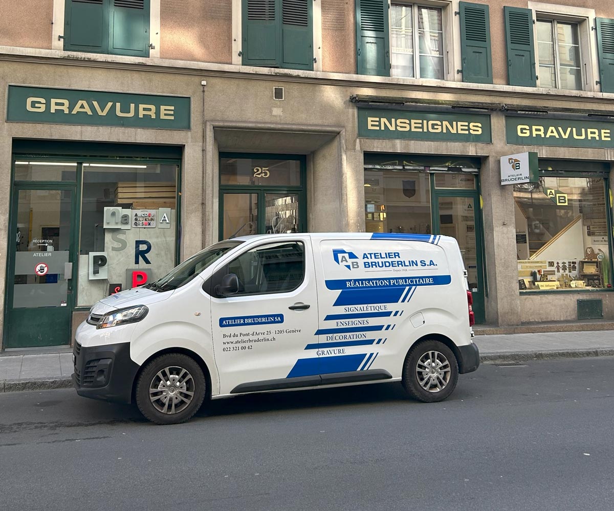 Fahrzeug des Ateliers
