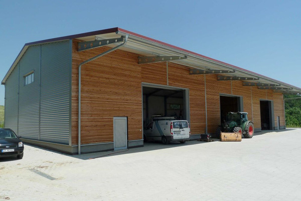 Lagerhalle aus Stahl (ca. 17,2 x 37,1 m)