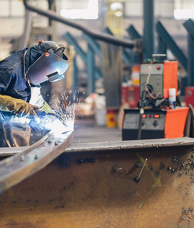 Schweißarbeiten am Metall