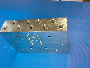 Öl-Verteilerblock