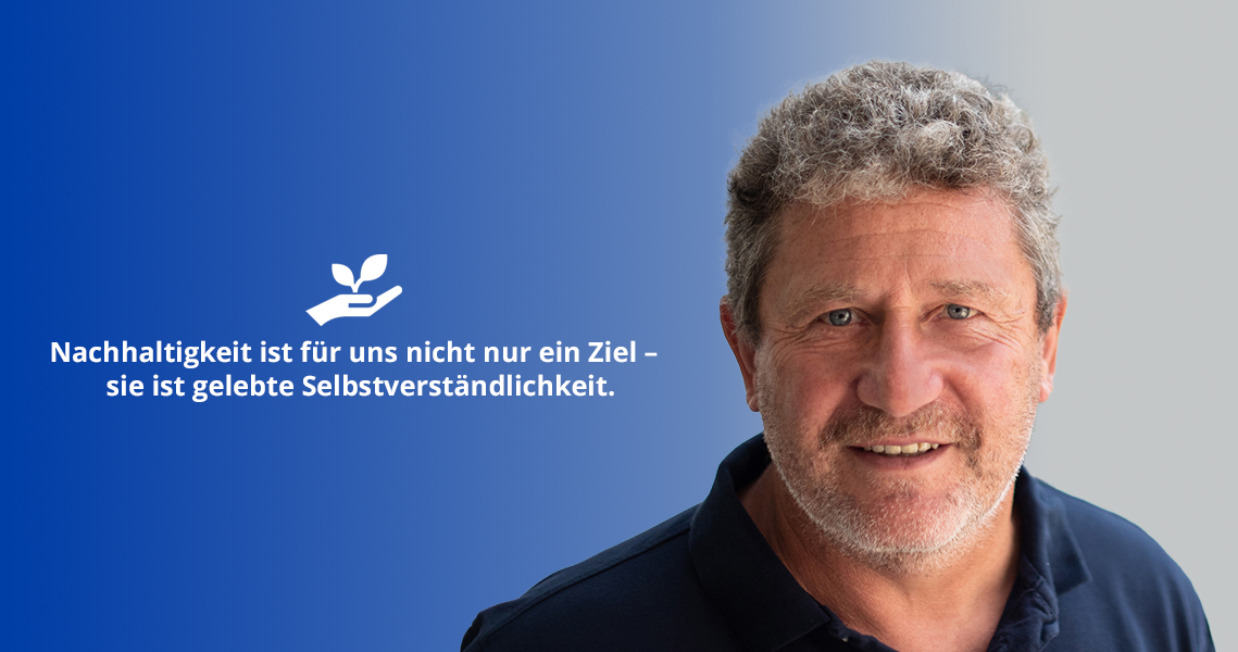 Photovoltaikanlage und Batteriespeicher in der Fertigung