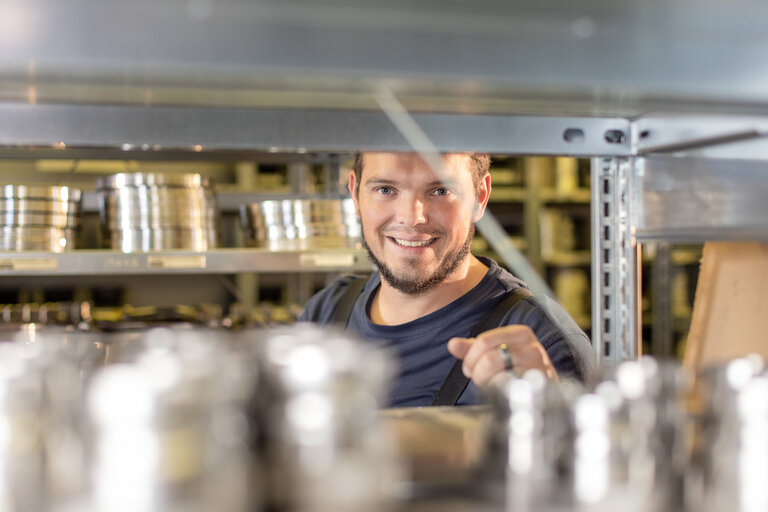 Service und Ersatzteile