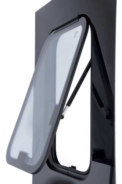 Windows with insulating and single glazing