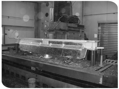 NOVAR CNC-Fräsmaschine (3.500 mm Verfahrweg)