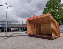 Favorit – Bühne
