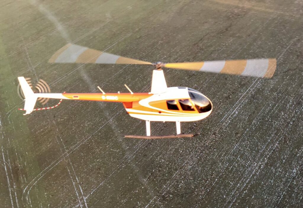 Robinson R44