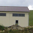 Zwei fertige Hallen