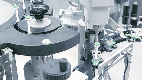 Spritzen-Montagemaschine mit Safety Device