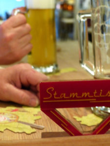 Bier-Stammtisch