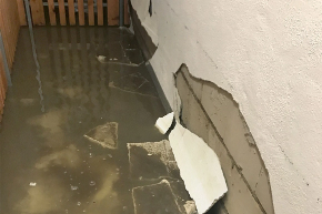 Wasserschaden nach Leitungsschaden oder Hochwasser