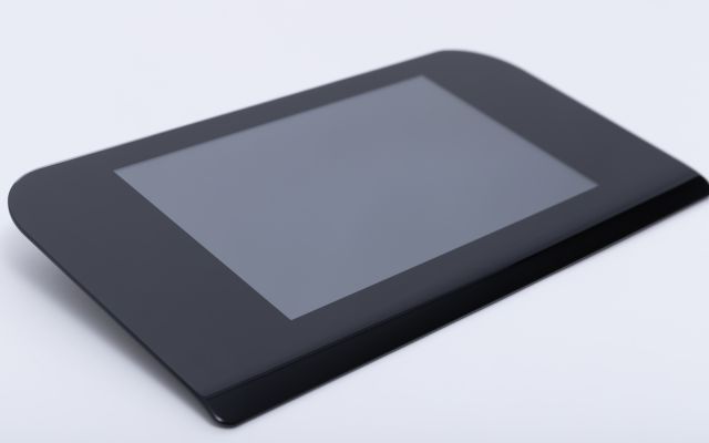 Gebogene Glasoberfläche / Technisches Glas