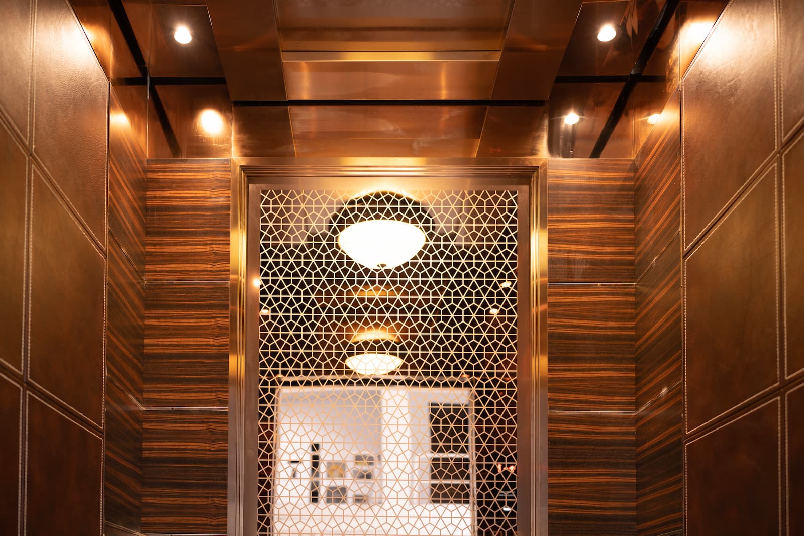 Aufzugskabine (Cabin Design)