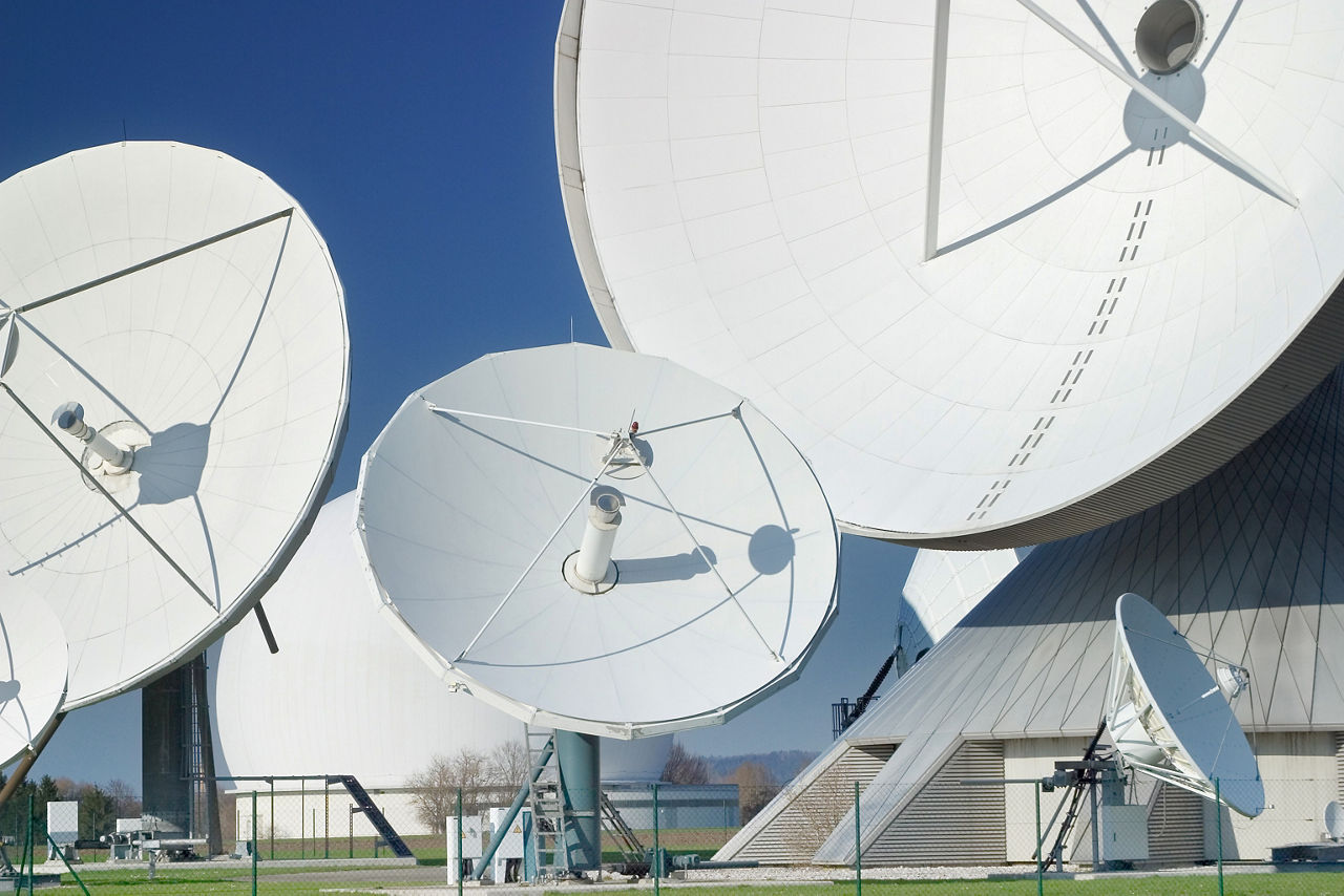 Telekommunikationsantennen für Satelliten