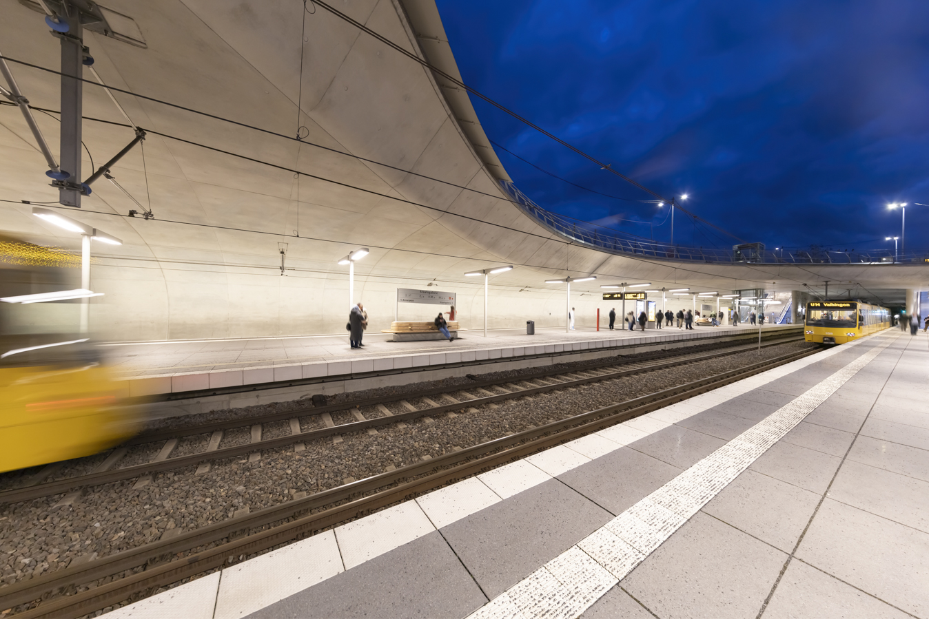 LED solutions for the Staatsgalerie Stuttgart light rail stop