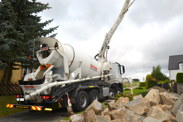 Ready-mixed concrete delivery