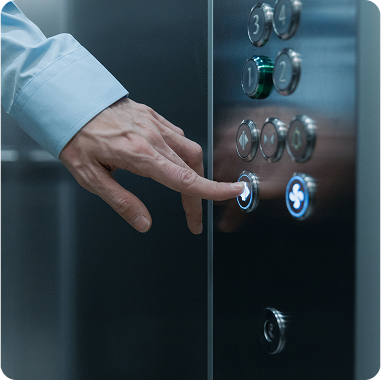 Notrufsysteme für Aufzüge und Schutzräume