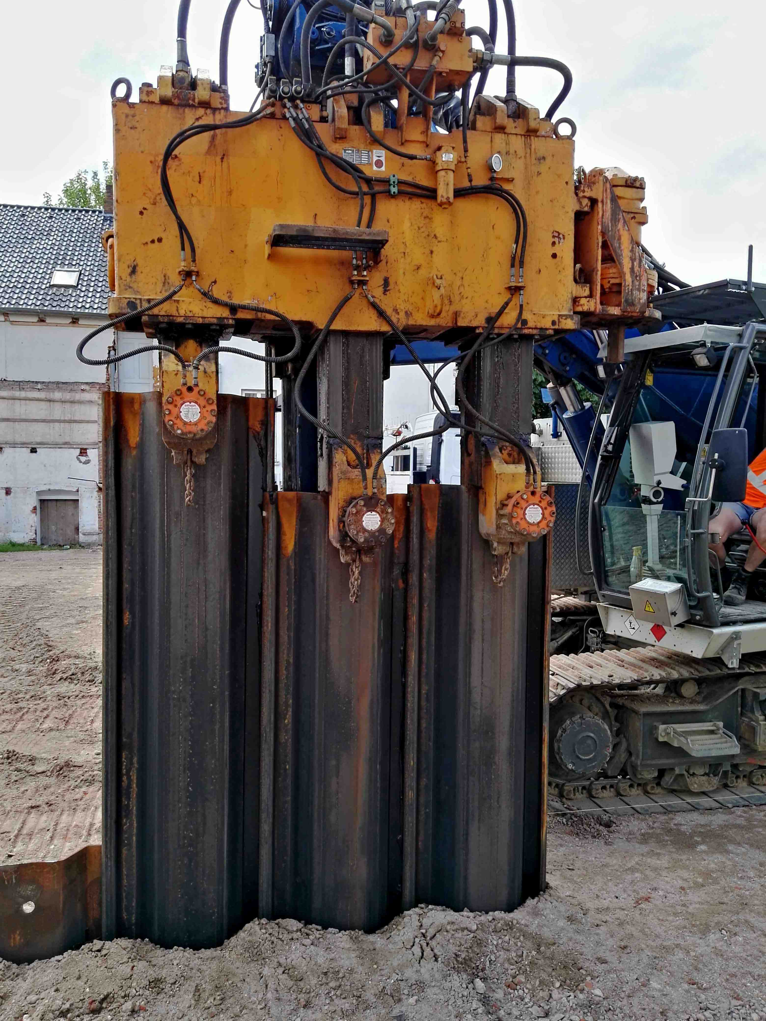 Leichtspundwände und Kanaldielen