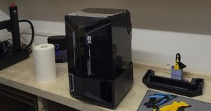 Resin-Drucker in der Werkstatt