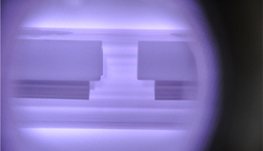PECVD mit linearen Plasmaquellen