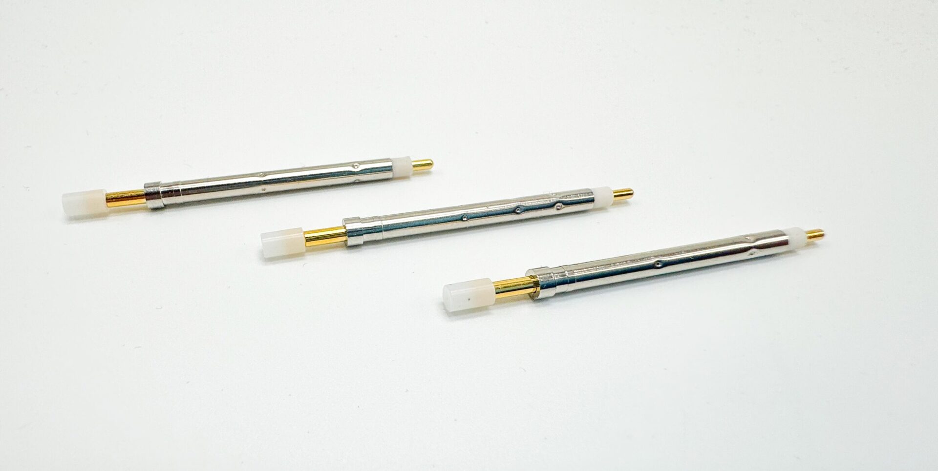 Schaltkontaktstift im Prüfadapter