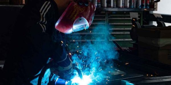 Schweißarbeit im Betrieb