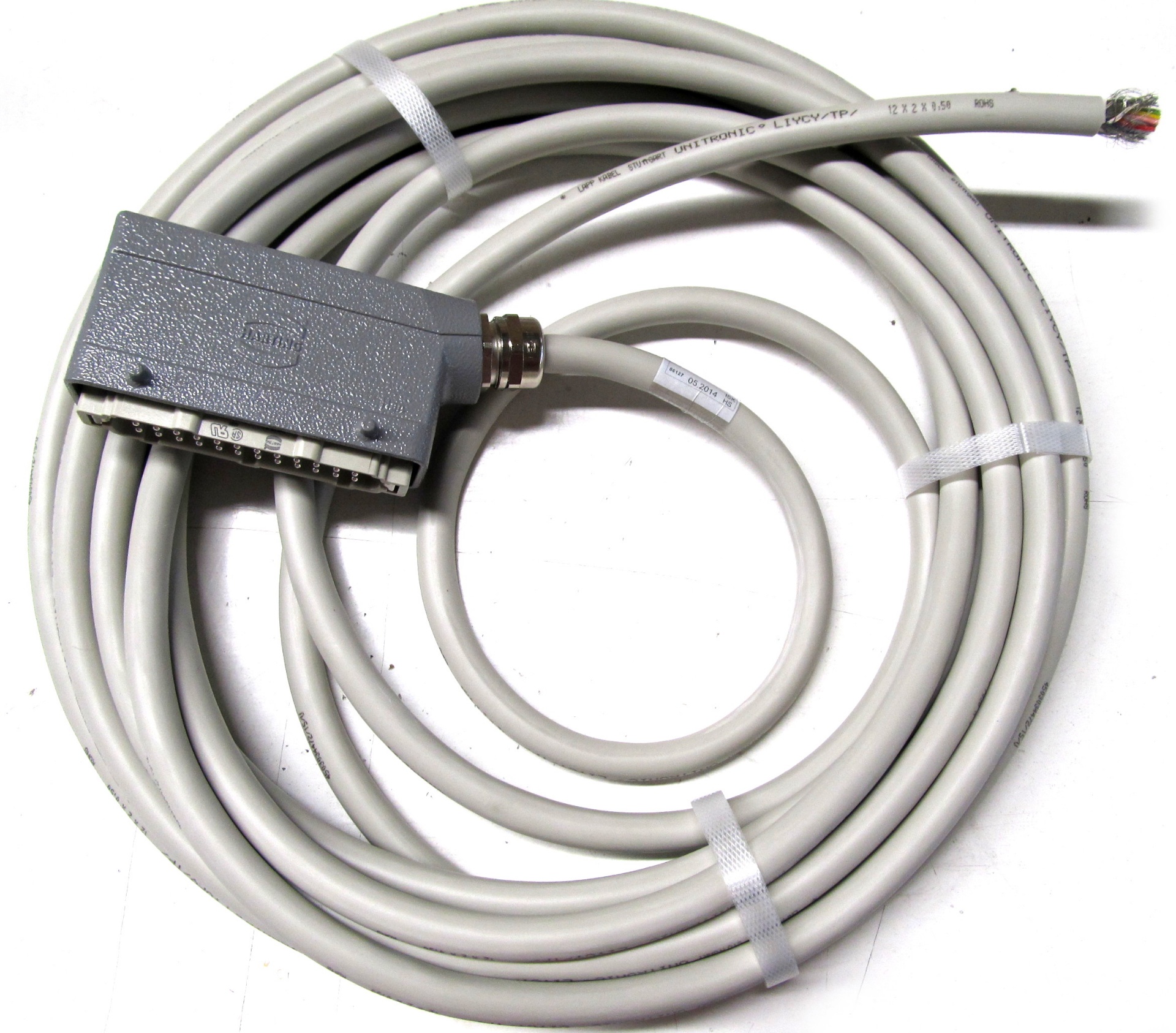 Datenleitungssatz mit Harting-Steckverbinder