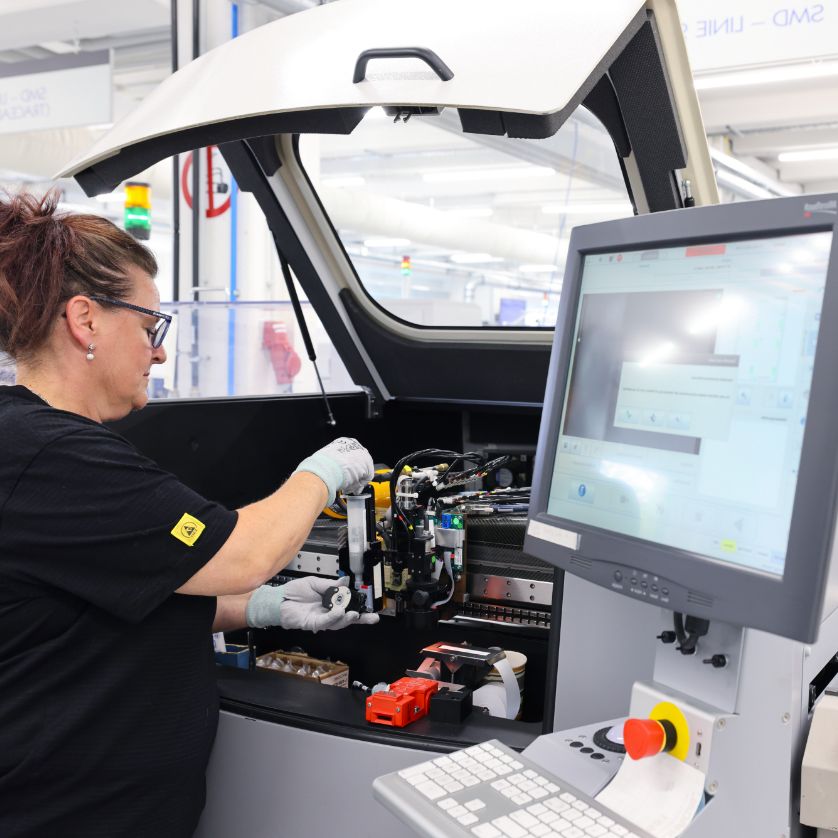 SMD-Fertigungslinie im Werk Mainhausen