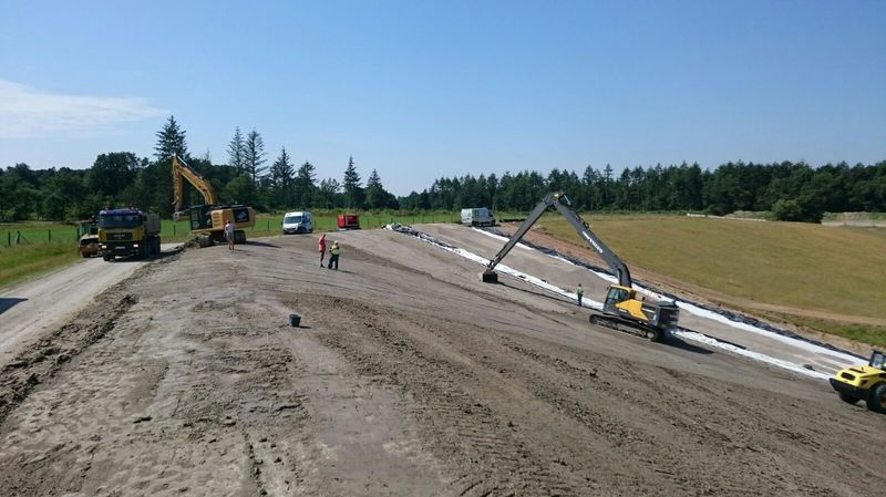 Landfill capping