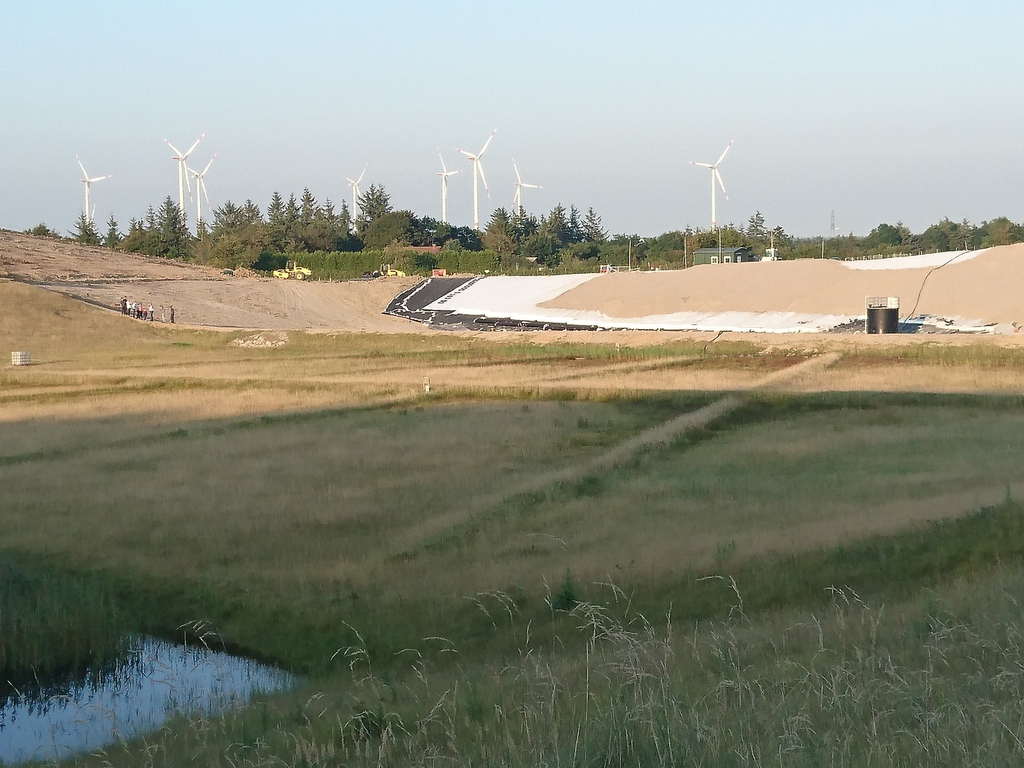 Field of work hydraulic engineering and coastal protection