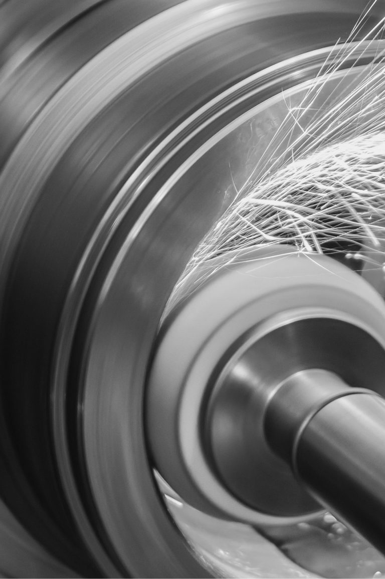 Mechanische Fertigung: Entgraten, Trowalisieren, Oberflächenfinish