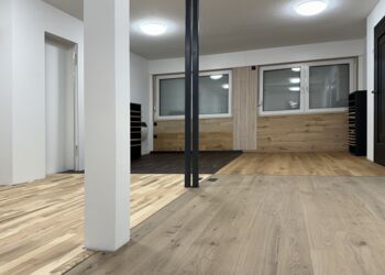 Floors and panels in the exhibition