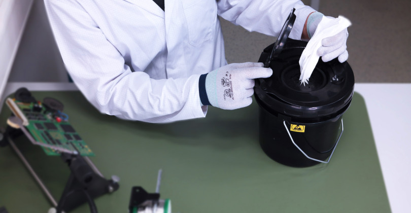 Recycling-Eimer für Altlote