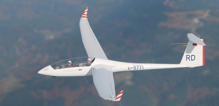 Duo Discus XL – Doppelsitzer-Segelflugzeug
