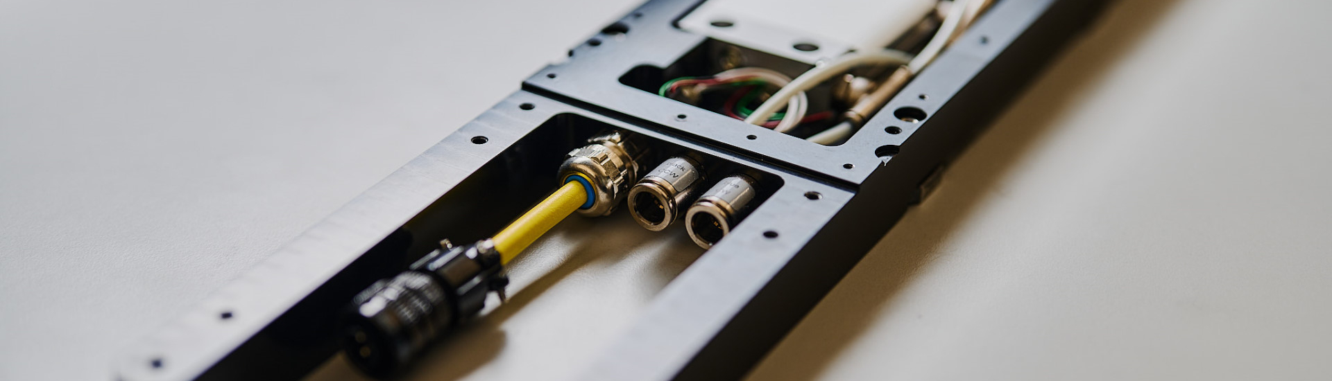 Messgeräte und elektronische Geräte