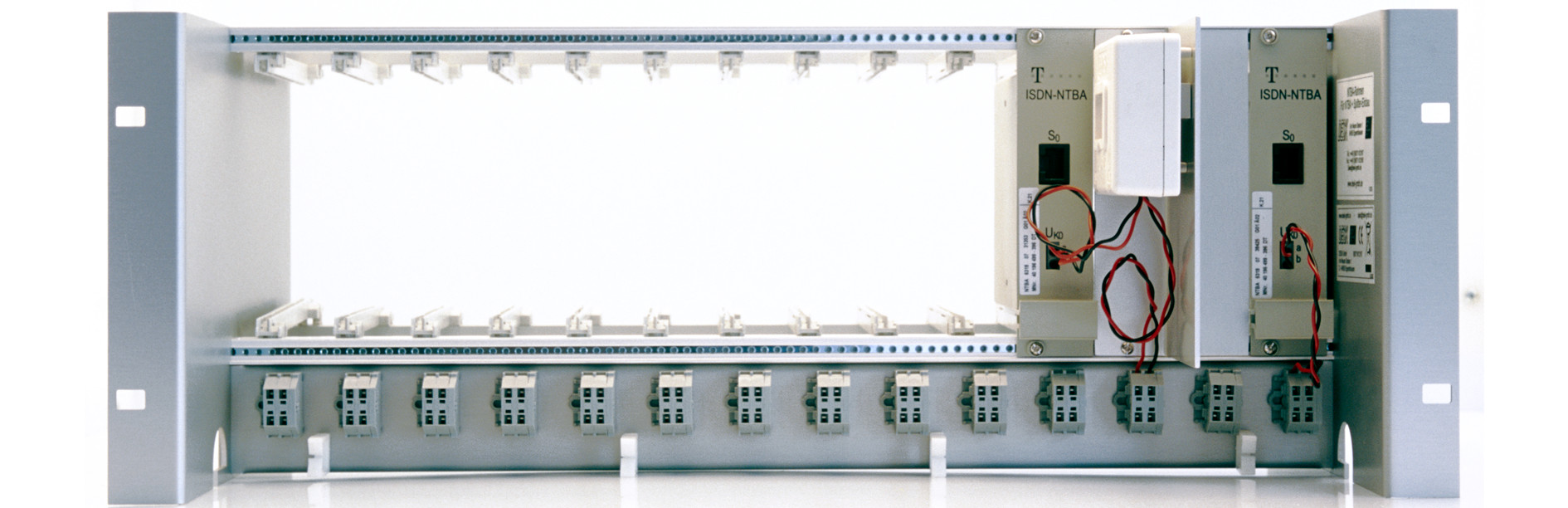 Module carriers for Telco systems