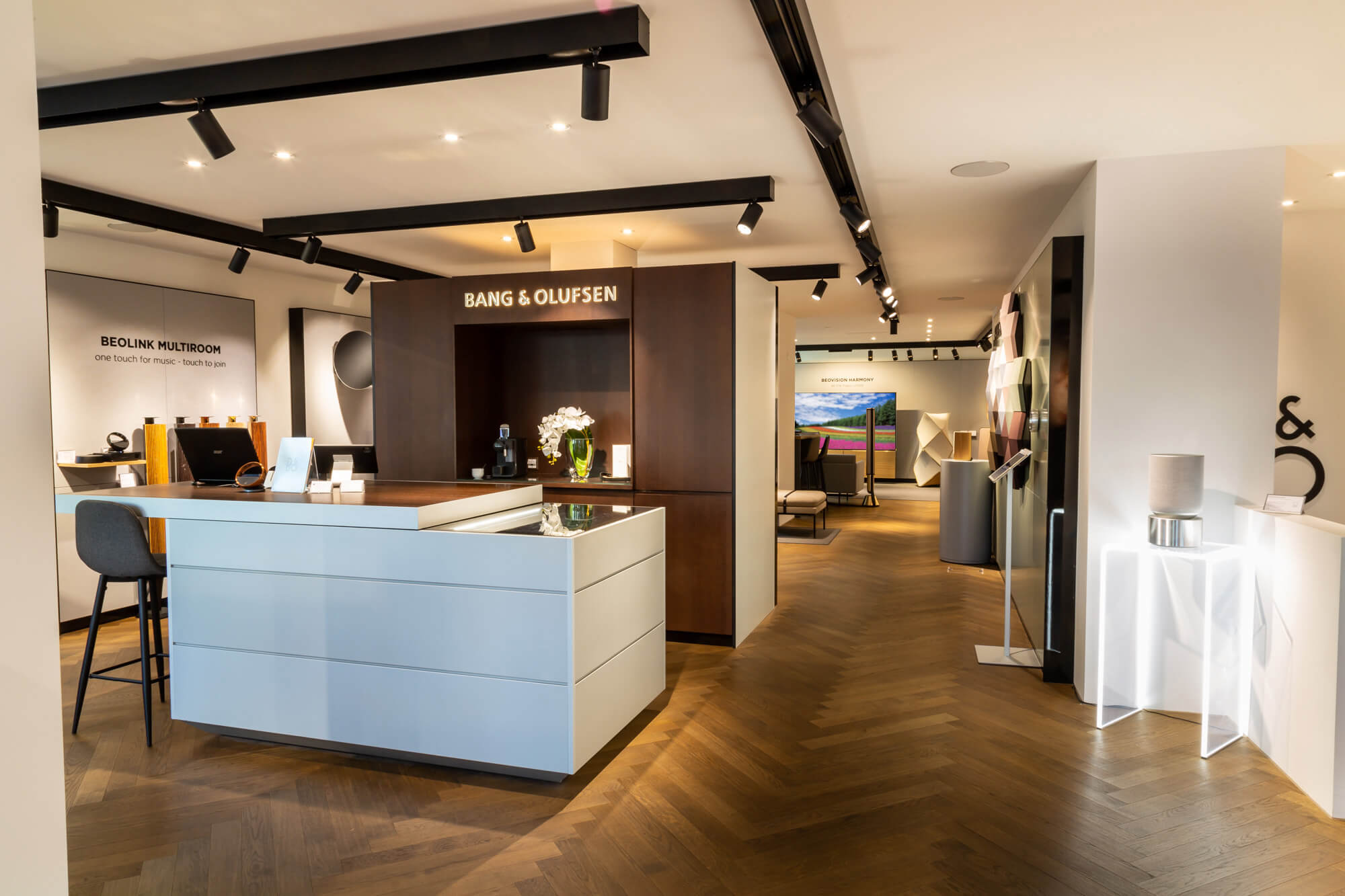 Showroom Zürich Hegibachplatz