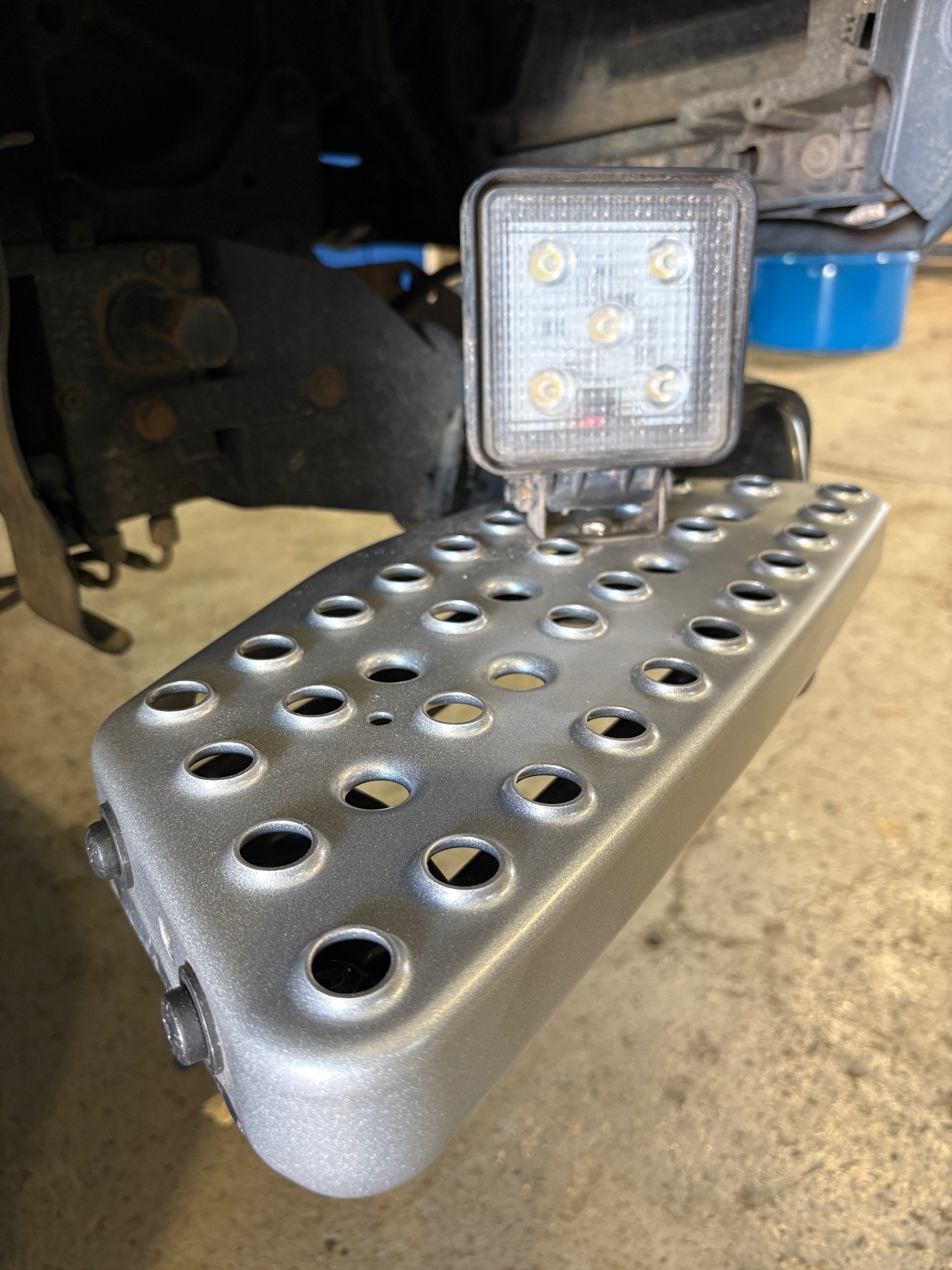 Bodenplatte mit LED-Reflektor