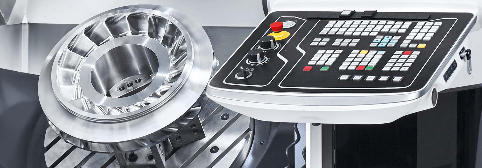 Servicetechnik für CNC-Werkzeugmaschinen