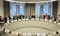 Internationale Delegation