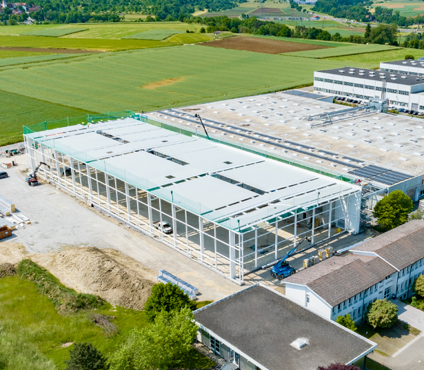 Teilschlüsselfertige Industriehallen