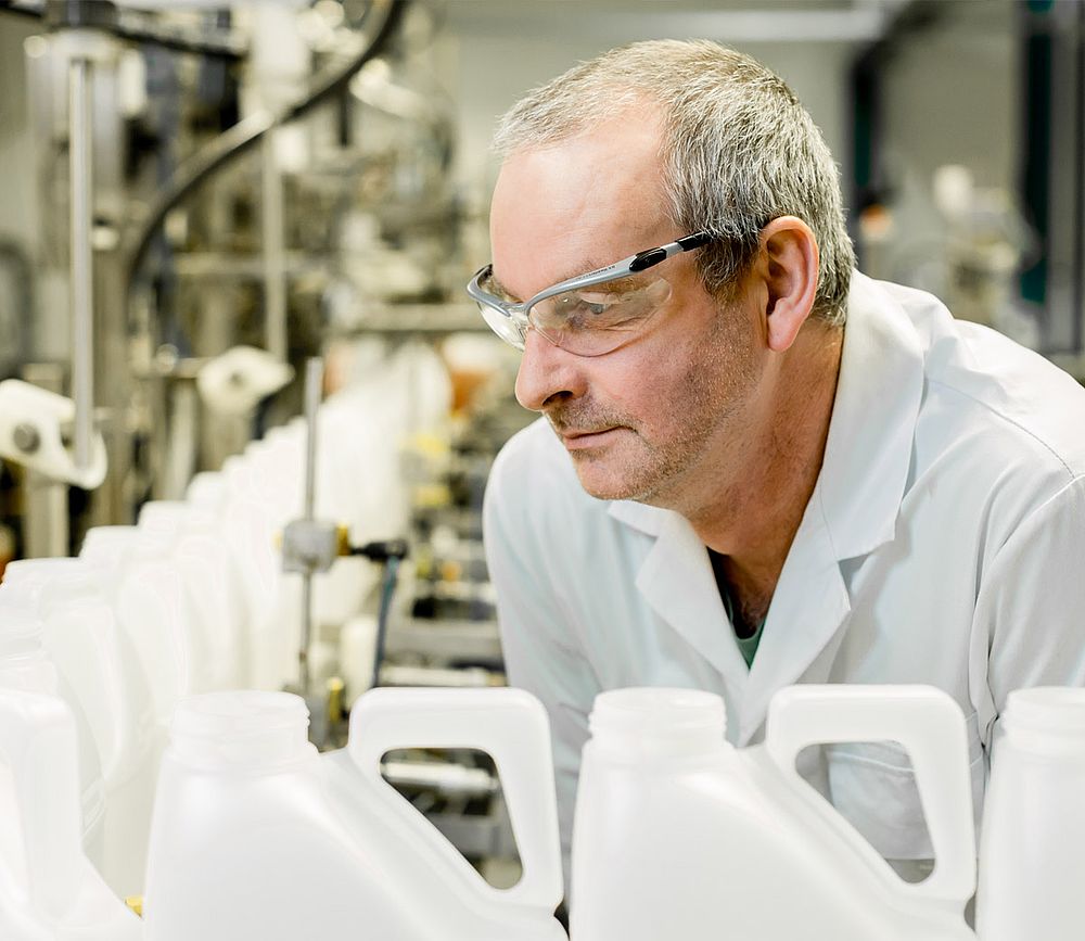 Labor und Analytik