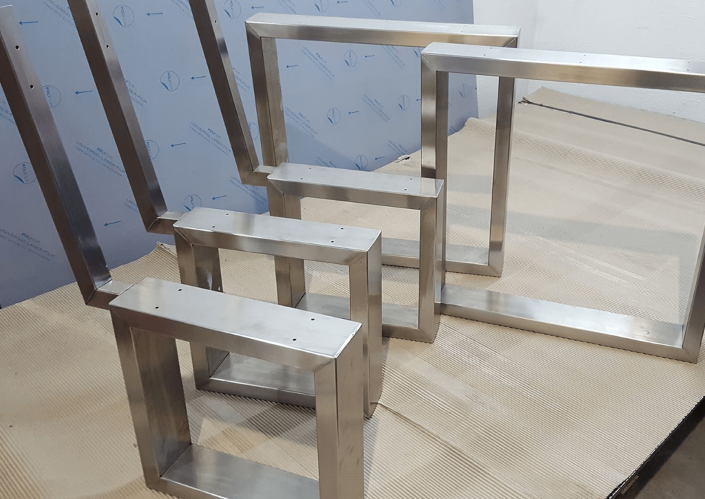 Tor-/Zaunbau