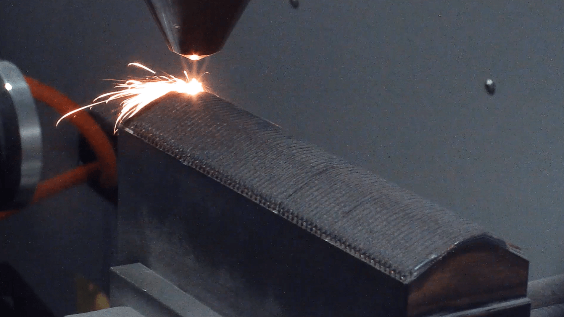 3D-gescanntes Bauteil mit Bahnplanung