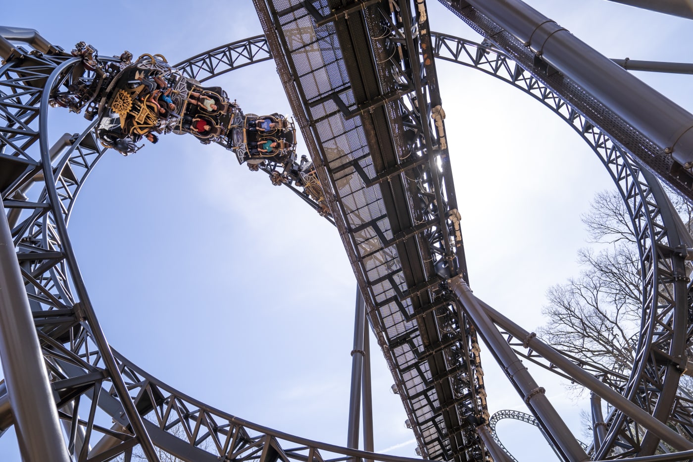 Xtreme Spinning Coaster Time Traveler