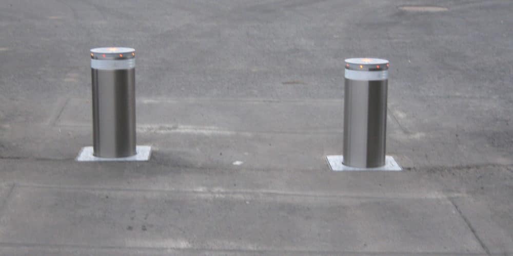 Servicearbeiten an einer Toranlage