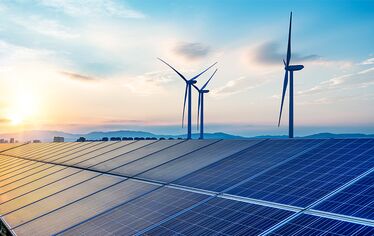 Wind- und Solaranlagen – typische Einspeisequellen